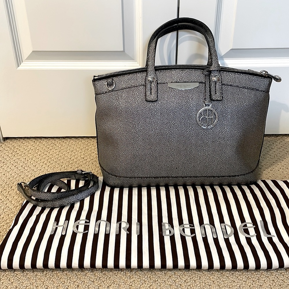 Henri Bendel West 57th Silver Stingray Tote w dust bag